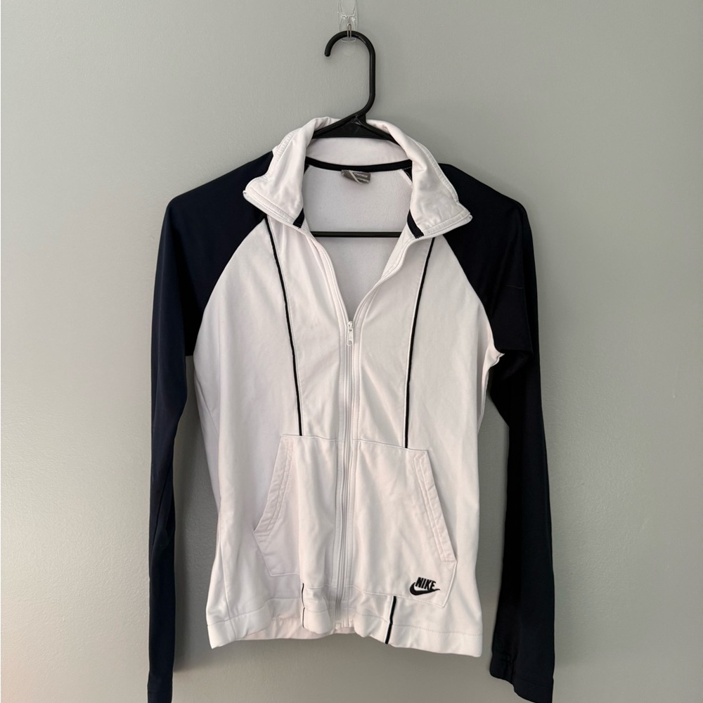 Nike Women’s Zip Up Athletic Jacket